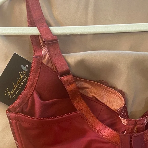 Frederick’s of Hollywood Voluptuous Sweetheart Bra Size 34 D - Picture 6 of 10